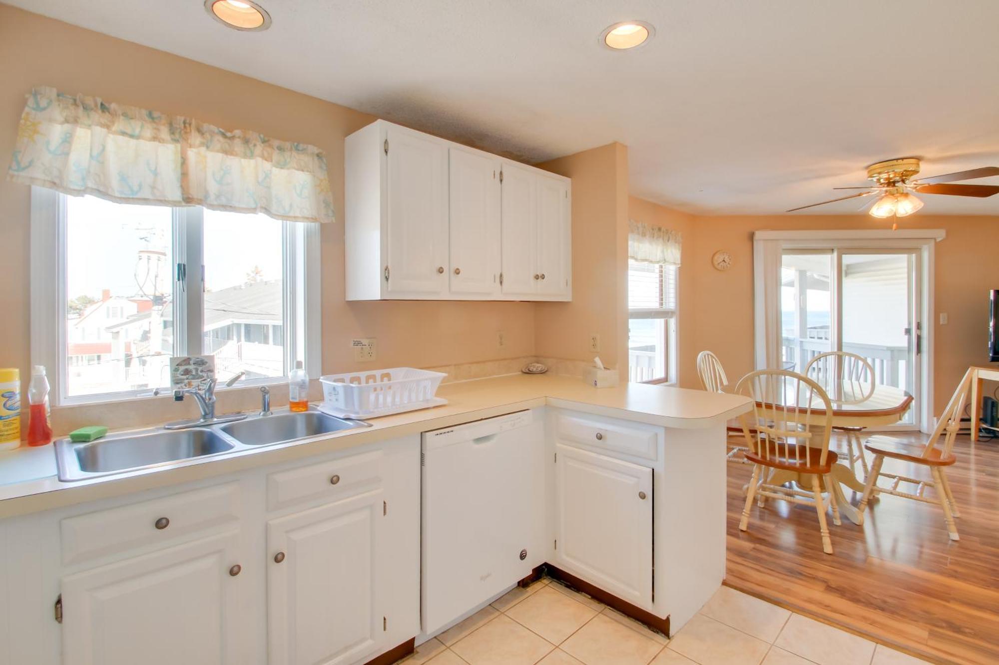 Beachfront Old Orchard Beach Condo With Balcony Eksteriør billede